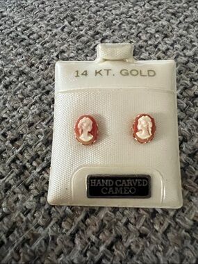 Hand Carved Cameo 14kt Gold Coral and Cream Stud Earrings